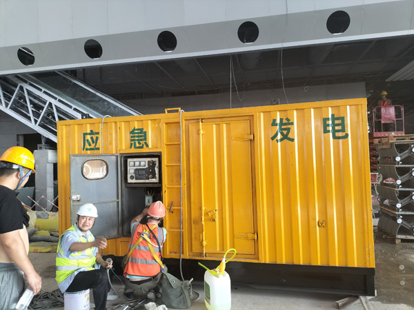 无极怎样判断空气滤清器是否需要更换？